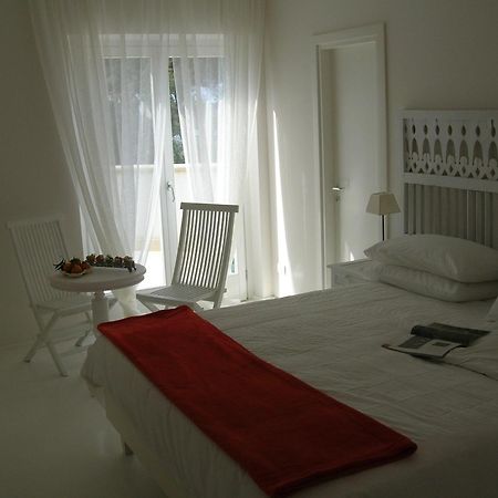 Il San Francesco Charming Hotel Sabaudia Esterno foto