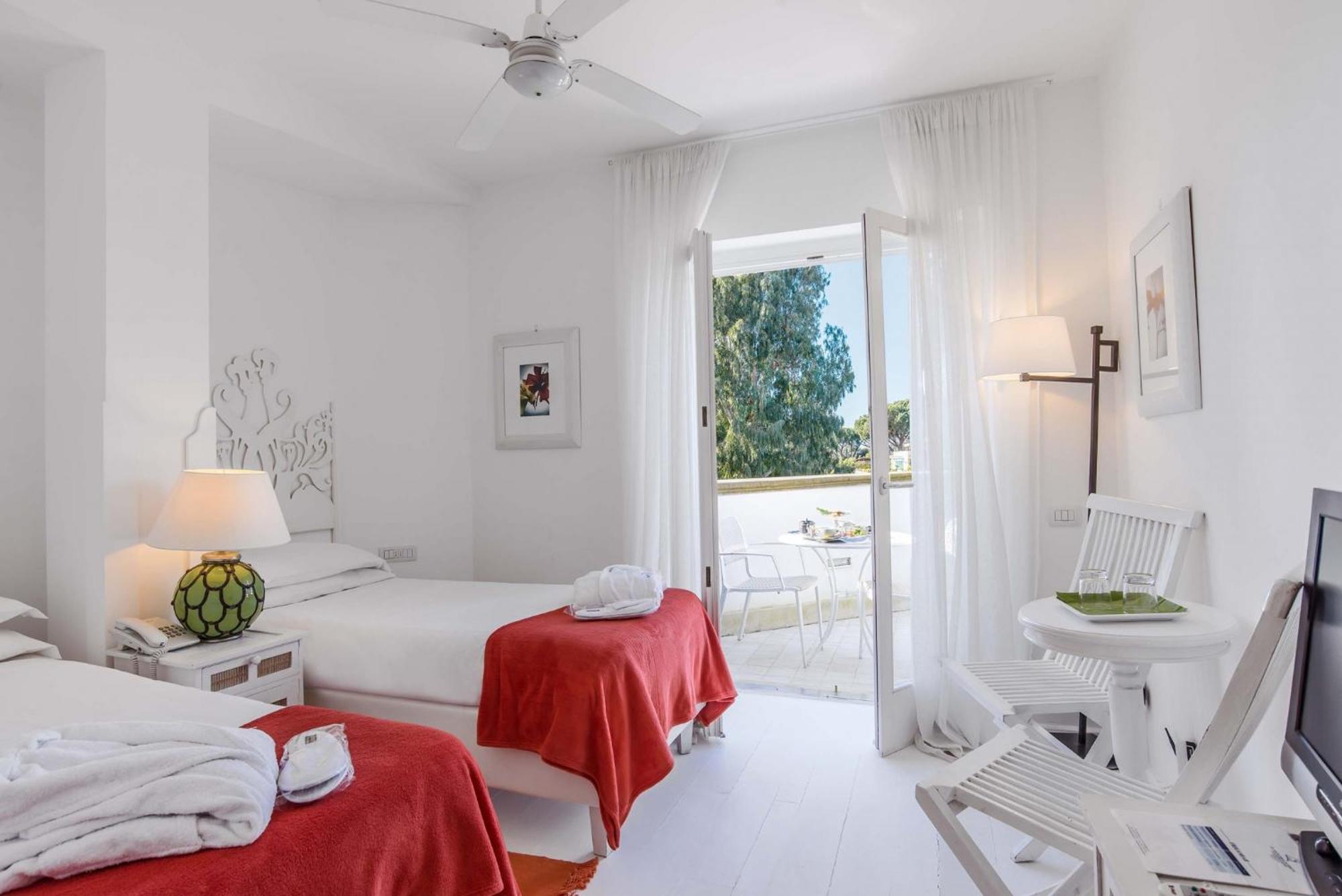 Il San Francesco Charming Hotel Sabaudia Esterno foto