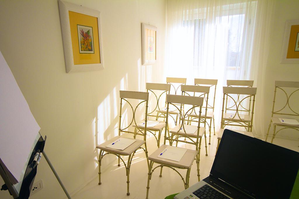 Il San Francesco Charming Hotel Sabaudia Esterno foto