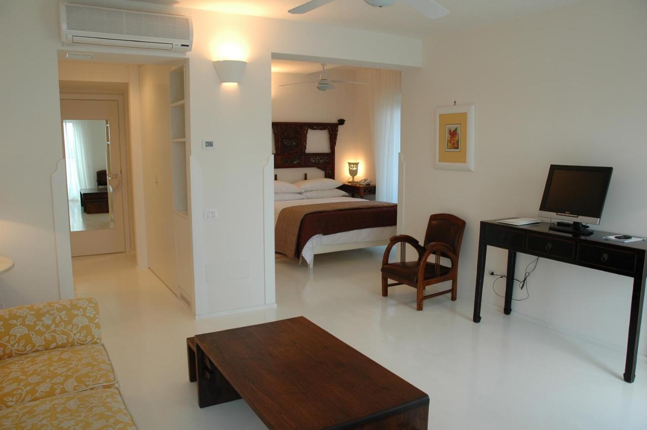 Il San Francesco Charming Hotel Sabaudia Camera foto